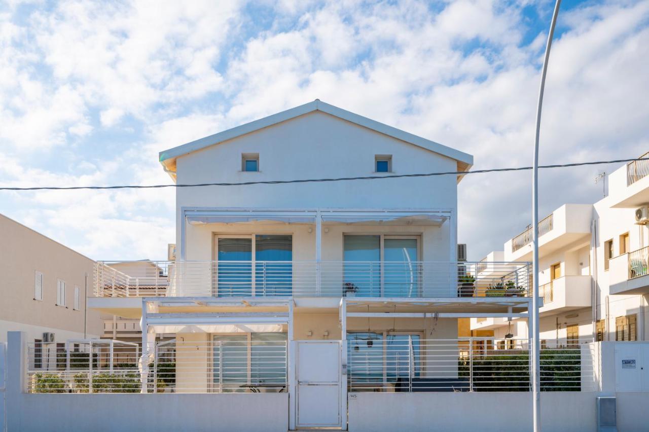 Luci Apartment Sea Beach Avola Exterior photo